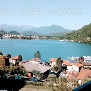 Panoramica , Lavena Ponte Tresa Italia